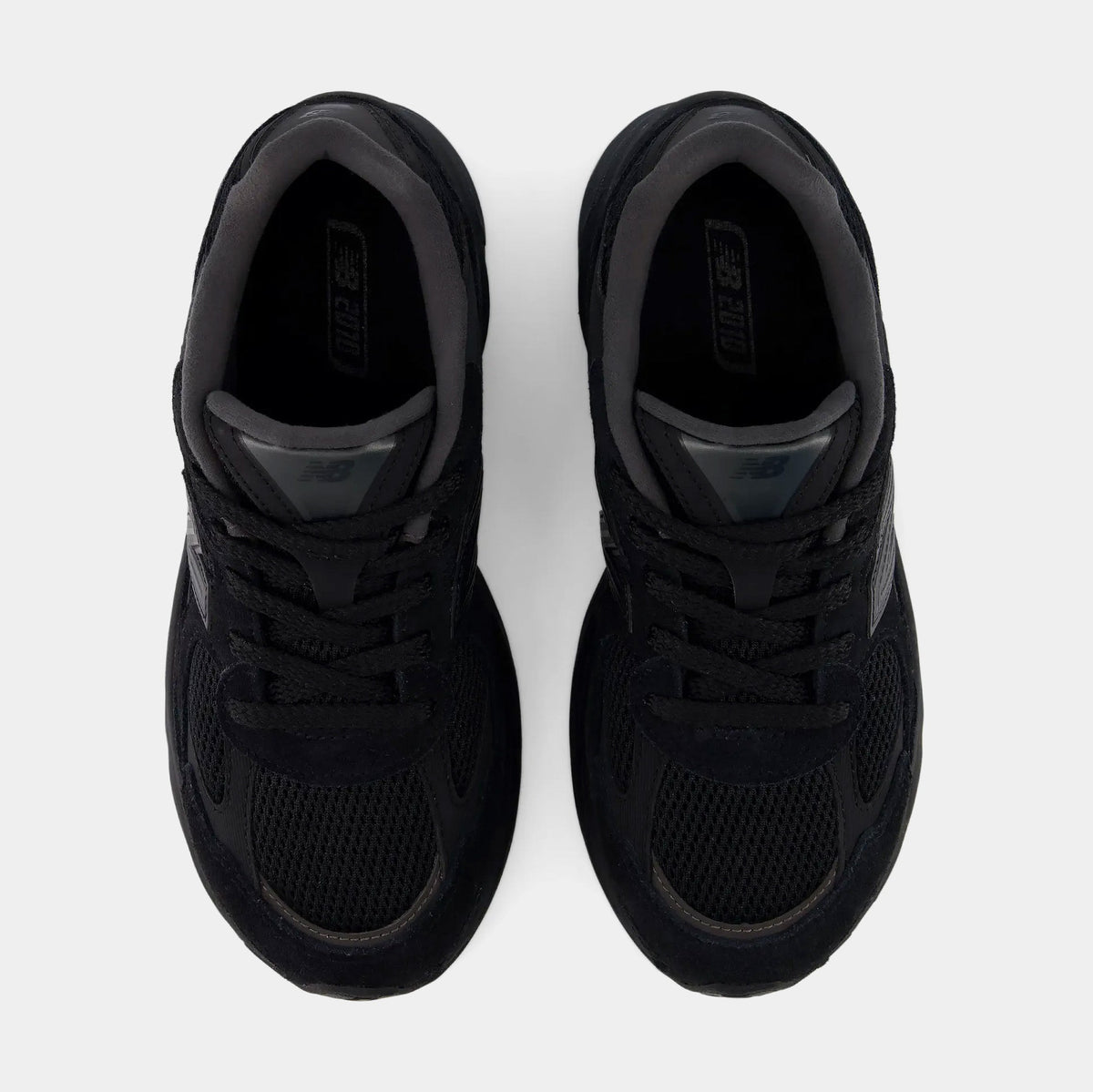2010 Grade School Lifestyle Shoes (Black) - sneakers - view 2